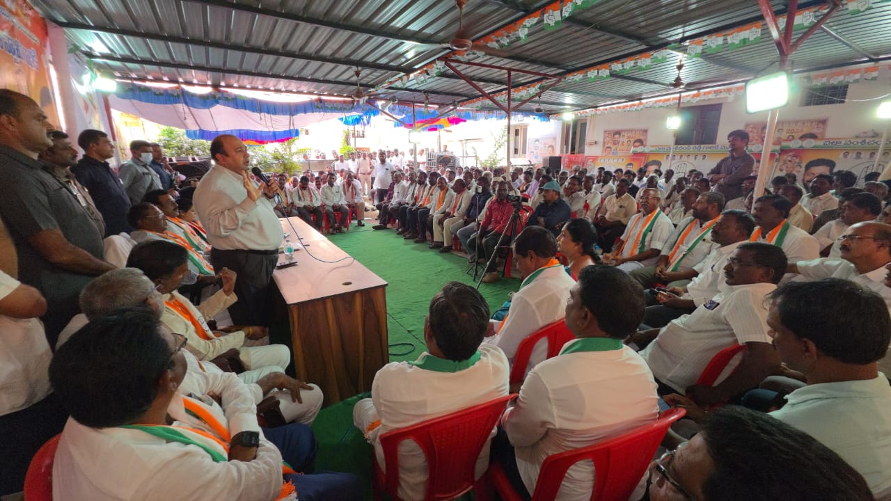 Amer Ali Khan and AICC Team Meet Devarkadra MLA During Sangathan Srijan Abhiyan
